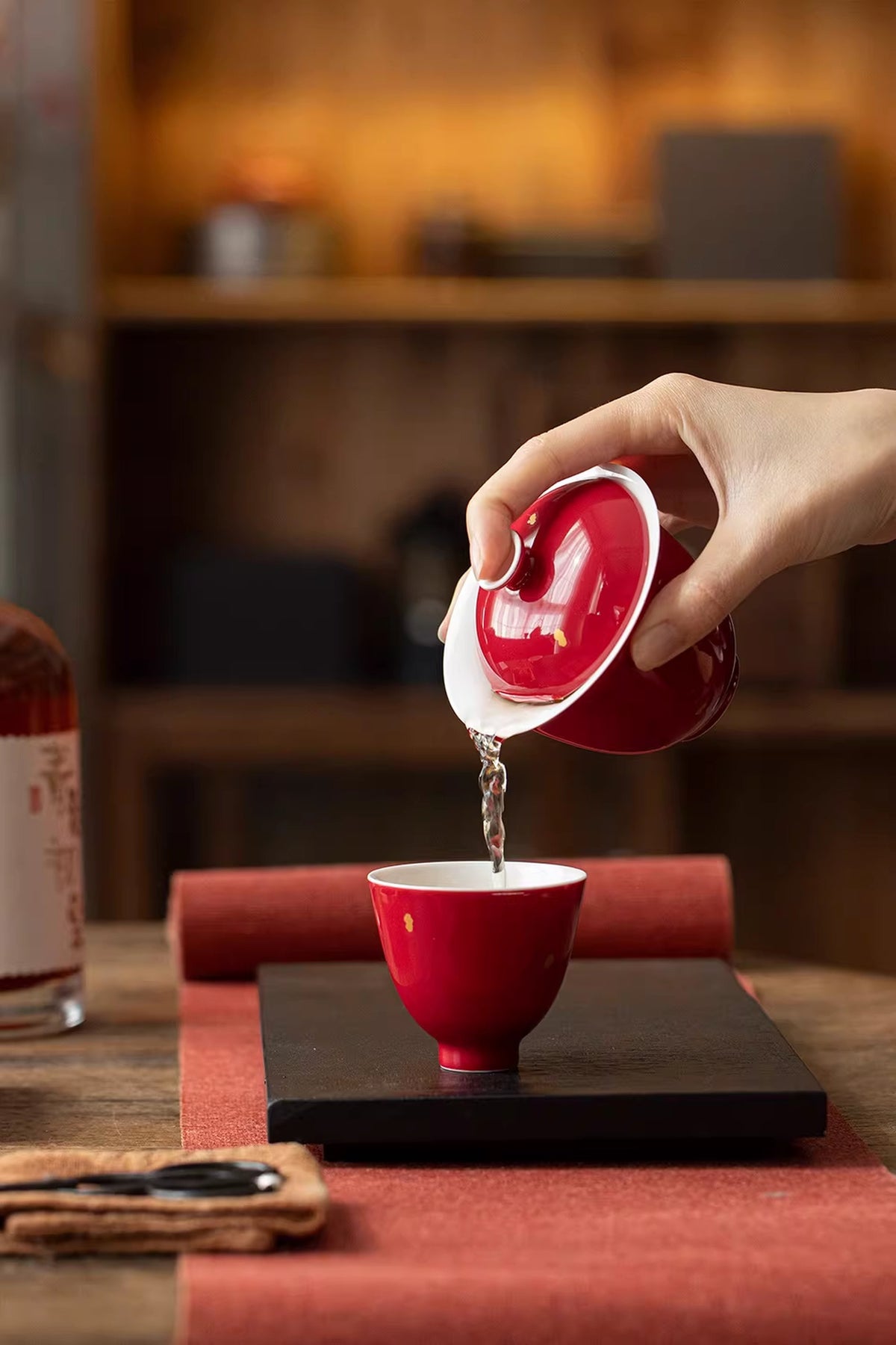 Set de Té: El éxito viene con el año del caballo