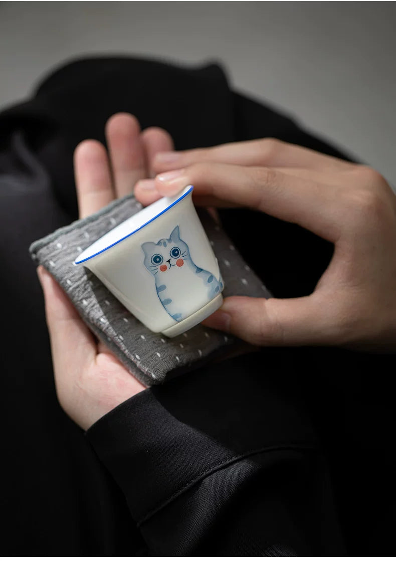Vaso de Té de Cerámica con Diseño de Gato y Melocotón