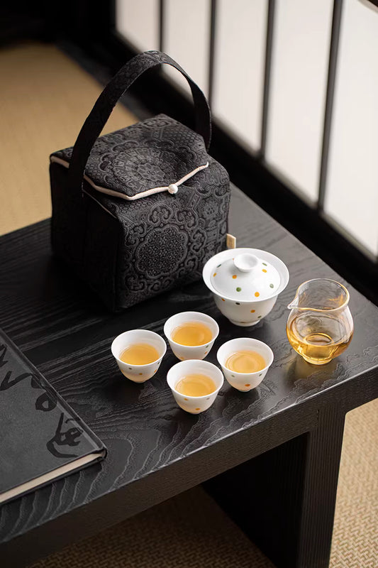 Juego de té portátil · Elegancia en movimiento