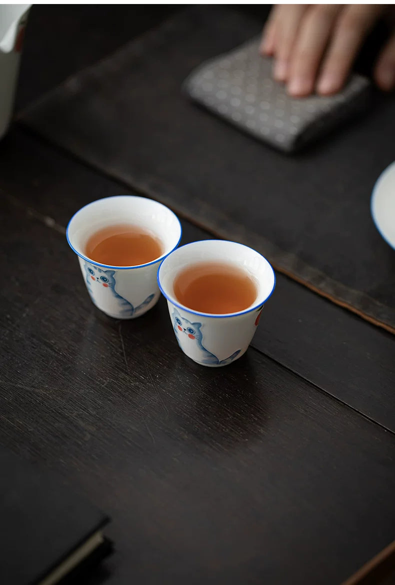 Vaso de Té de Cerámica con Diseño de Gato y Melocotón
